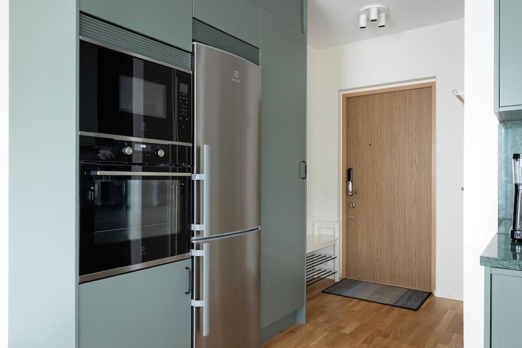 Modern Elegance I Hagastaden Lejlighed Stockholm Eksteriør billede